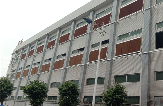 水簾降溫常見(jiàn)問(wèn)題：漏水、異味、效果不足如何解決？